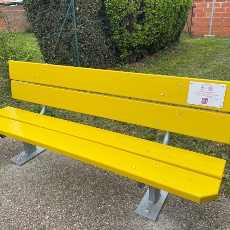 EndoPank - Des bancs jaunes au couleurs de l’endométriose 